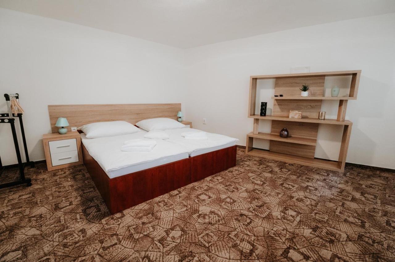 Apartment Ard - *