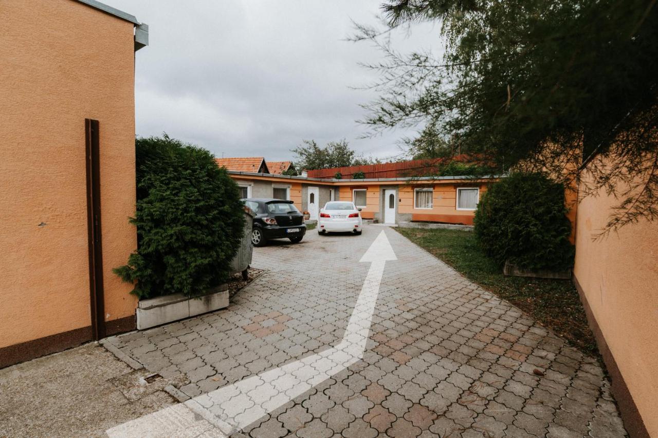 Apartment Ard - *